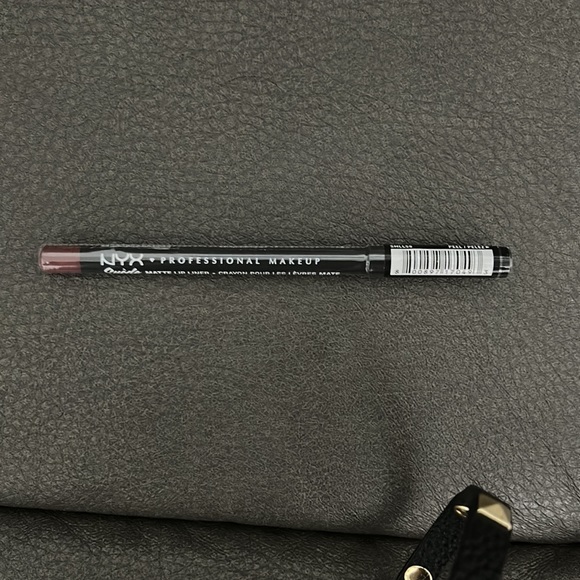 $2 with purchase! Nyx Suede Matte Lip Liner In Girl, Bye 58 Maroon colored NIB - Picture 3 of 4